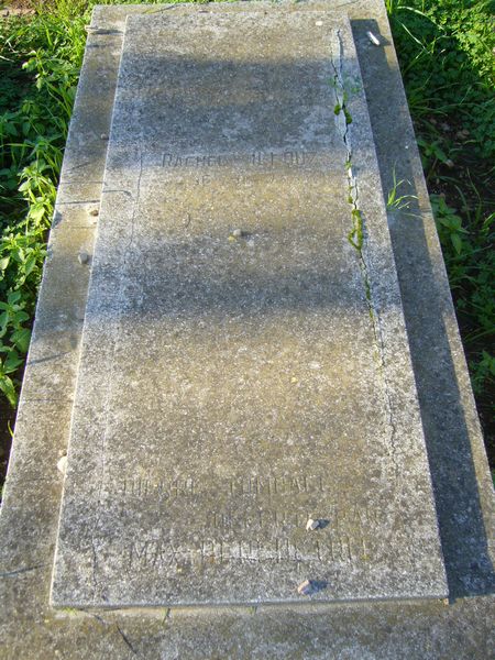 Tombstone of ILLOUZ Rachel