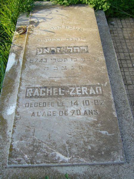 Grafsteen van ZERAD Rachel