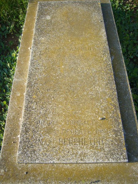 AZENCOT Marie fejfája