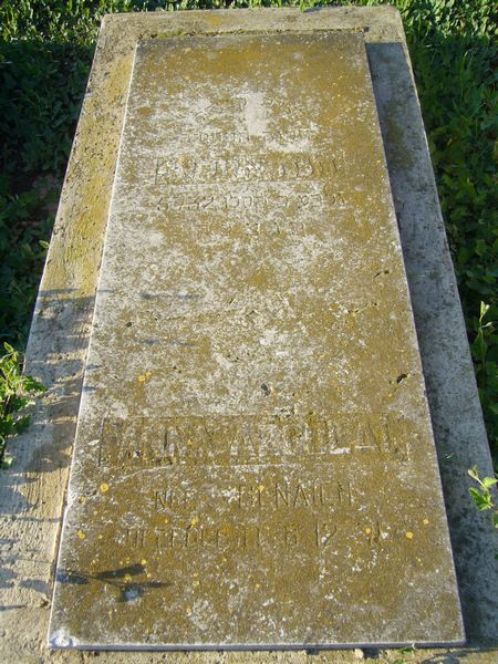 Tombstone of AZOULAY Anna