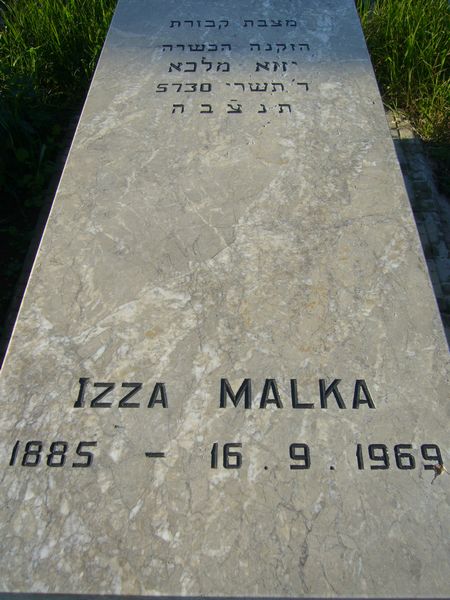 Lápide de MALKA Izza