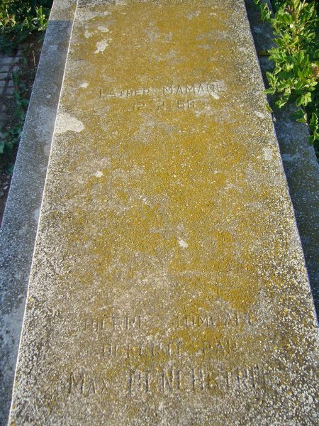 Grafsteen van MAMANE Esther