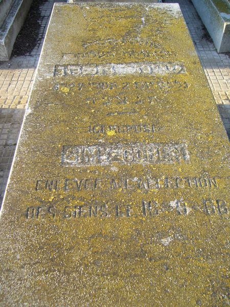 Grafsteen van COHEN Simy
