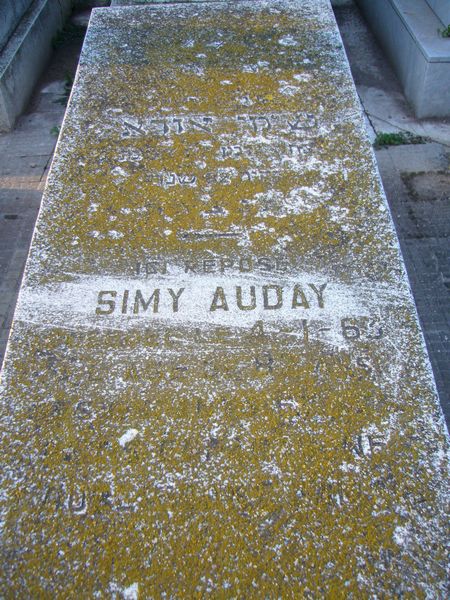 Tombstone of AUDAY Simy
