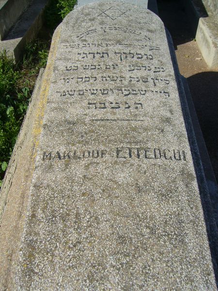 Estela de ETTEDGUI Maklouf