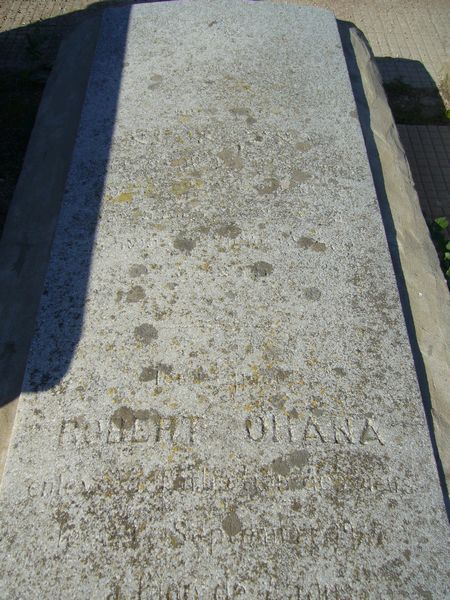 מַצֵּבה פון OHANA Robert