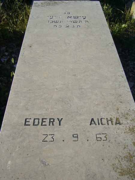 Stèle de EDERY Aicha