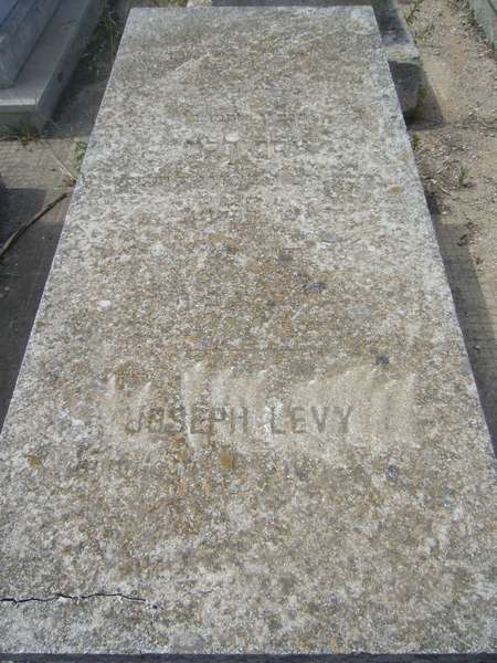 Stèle de LEVY Joseph