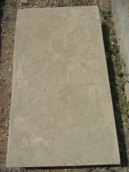 Grabstein von Déplacé Déplacé
