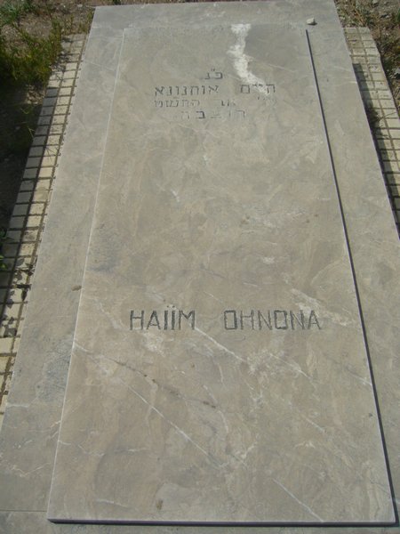 Stèle de OHNONA Haim