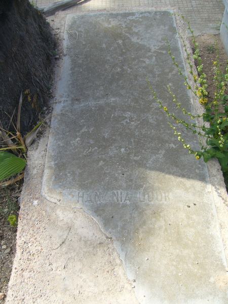 Tombstone of LOUK Hanania