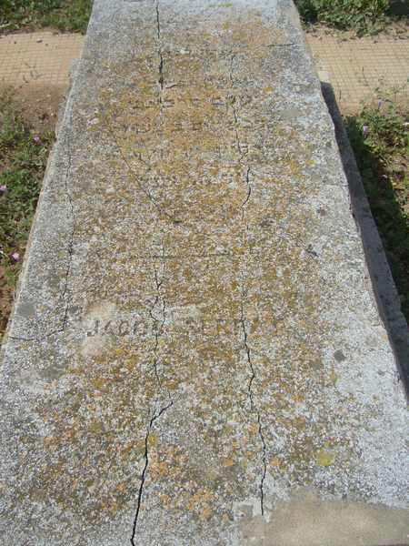 Tombstone of SERRAF Jacob