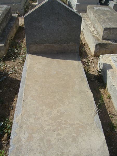شاهدة قبر KADOCH Isaac