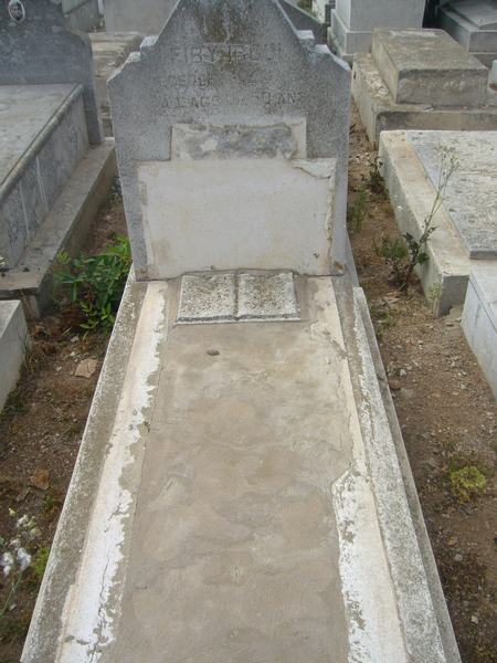 Stèle de IBGUI Fiby