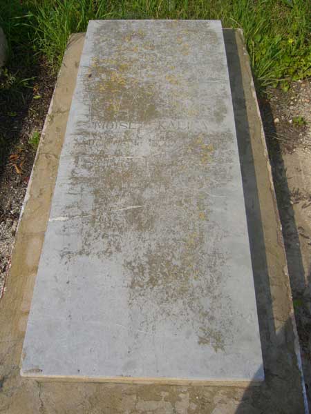 Grafsteen van KALIFA Moise