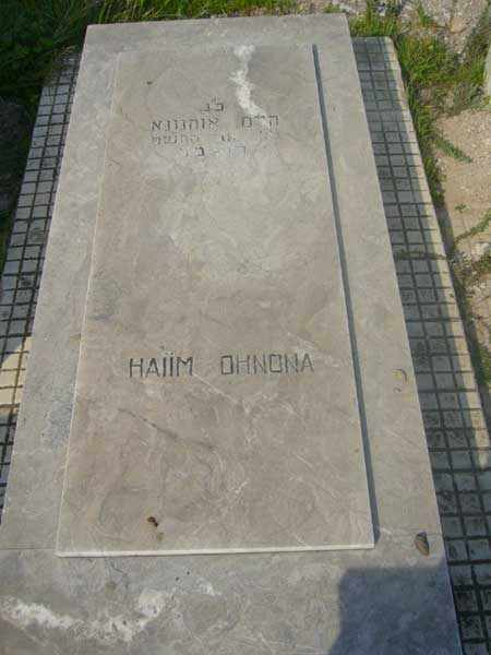 Lápide de OHNONA Haim