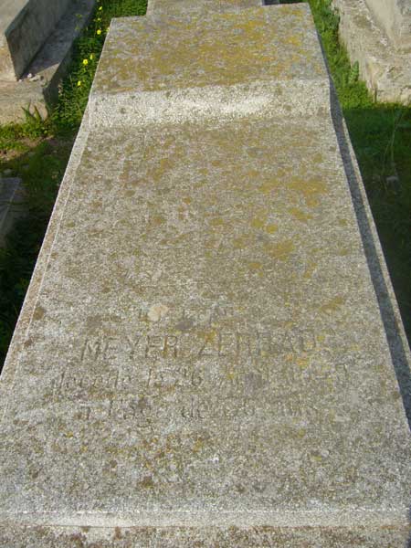 Grafsteen van ZERRAD Meyer