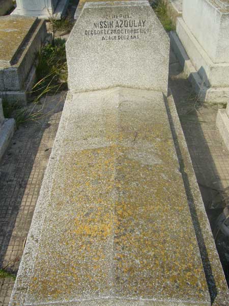 Tombstone of AZOULAY Nissim