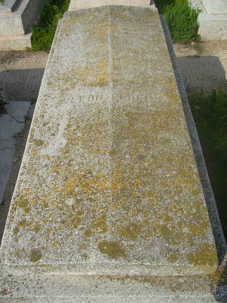 Stèle de PEREL Leon