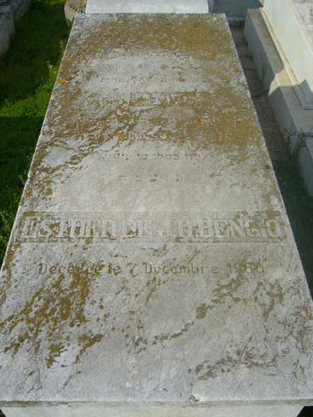 מצבת BENGIO DE JH Esther