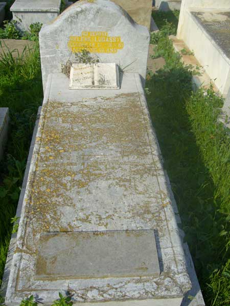 Tombstone of LUGASSY Helene