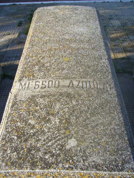 מַצֵּבה פון AZOULAY Messod