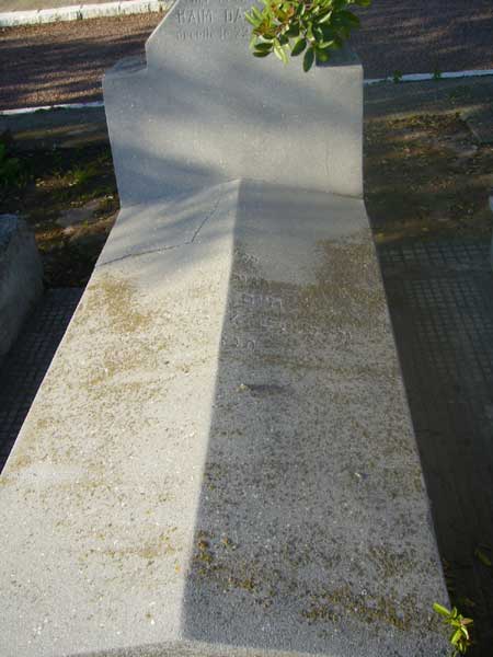 Grafsteen van DARMON Haim