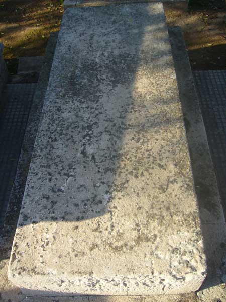 AMUZID Amram fejfája