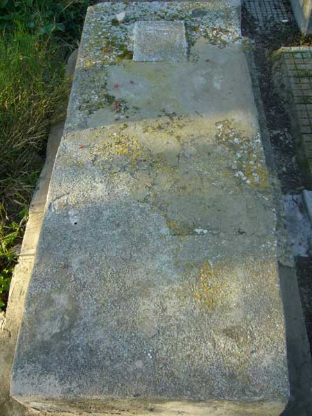 Tombstone of AZEROUAL Moshe