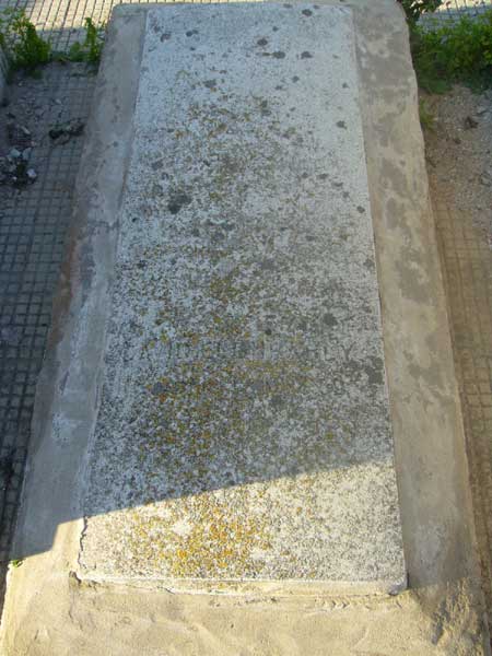 Estela de ELGRABLY David