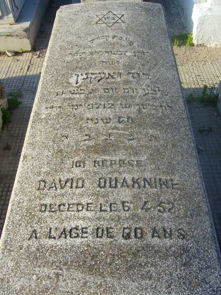 Stèle de OUAKNINE David