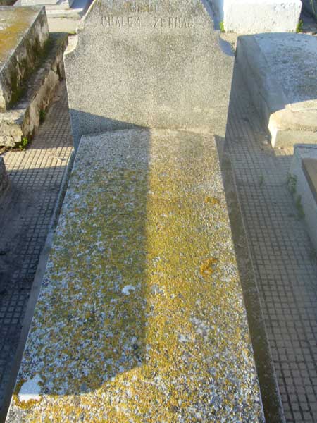 Grafsteen van ZERRAD Chalom