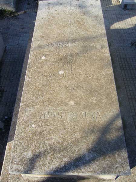 Tombstone of MALKA Moise