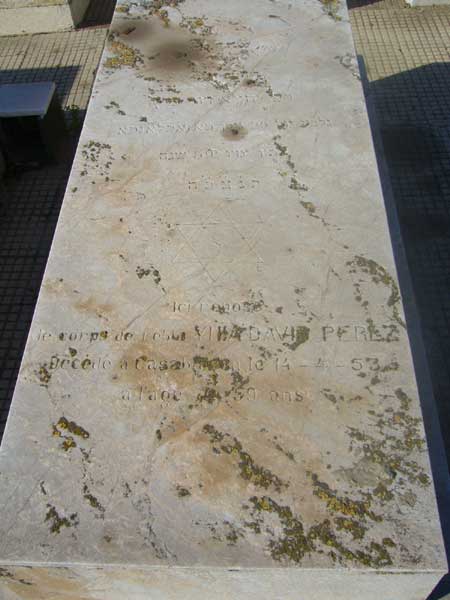 Stèle de PEREZ Yiha David