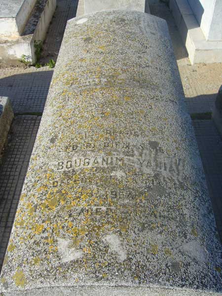 Grabstein von BOUGANIM Yahia