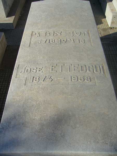 Stèle de ETTEDGUI Jose