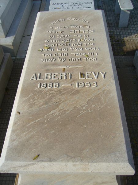 מַצֵּבה פון LEVY Albert Abraham
