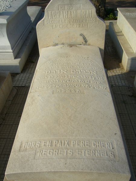 Grafsteen van DRAI Abraham