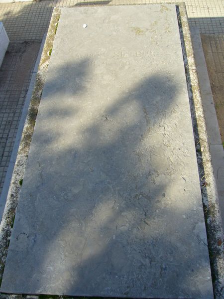 Tombstone of SETRUK Albert