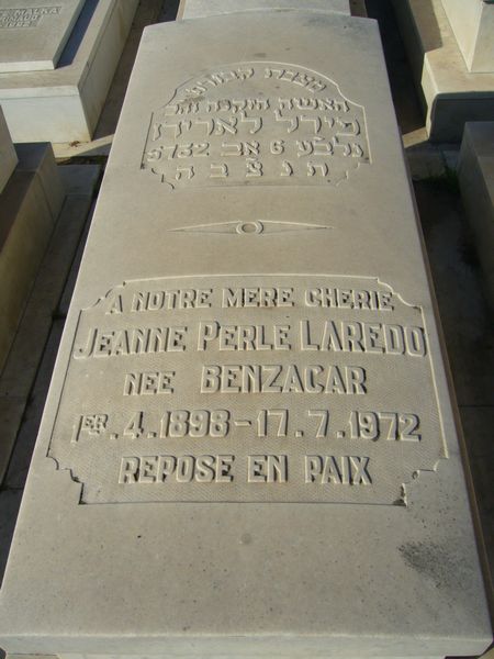 Stèle de LAREDO Jeanne Perle