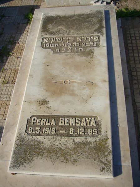 Lápide de BENSAYA Perla