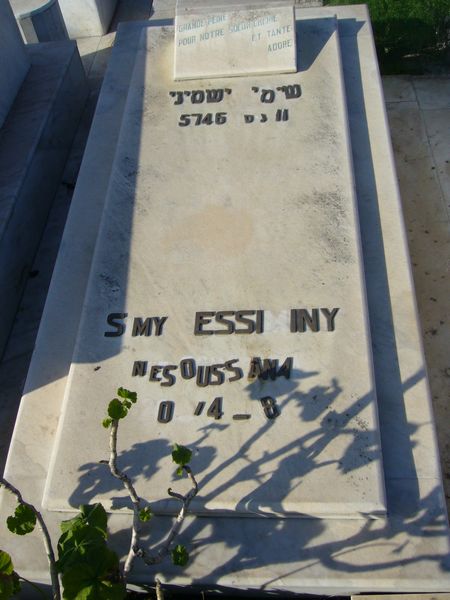 ESSIMINY Simy fejfája