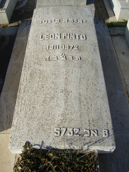 Stèle de PINTO Leon