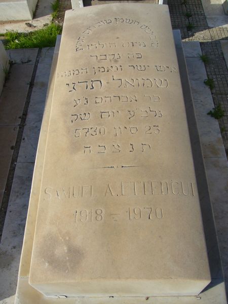 Stèle de ETTEDGUI Samuel A.