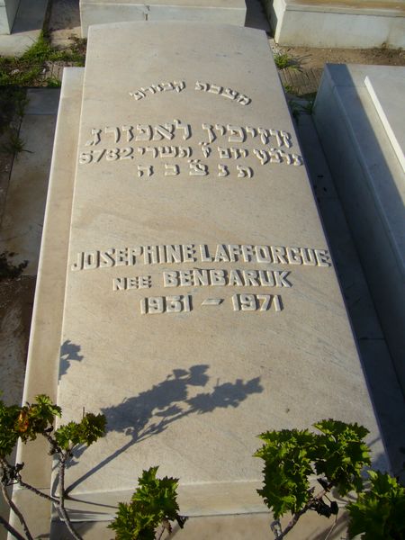 Tombstone of LAFFORGUE Josephine