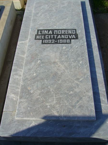 Grafsteen van MORENO Lina