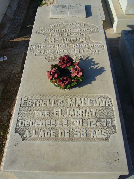 Lápide de MAHFODA Estrella