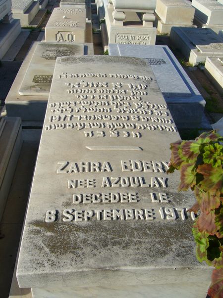 Estela de EDERY Zahra
