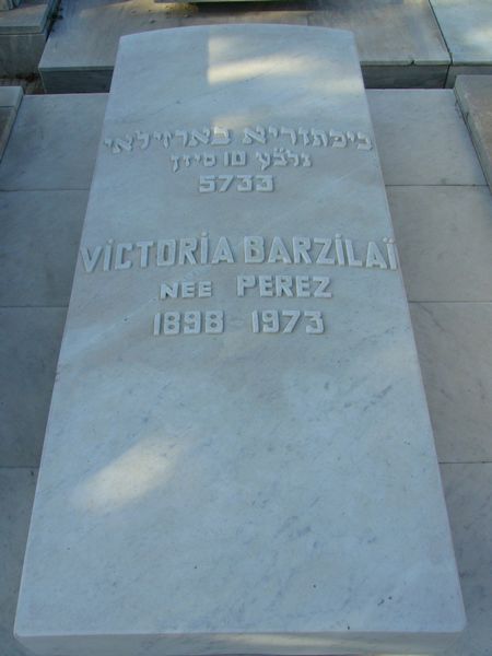 BARZILAI Victoria 的墓碑