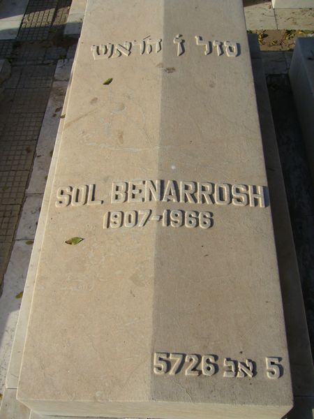 Lápide de BENARROSH Sol